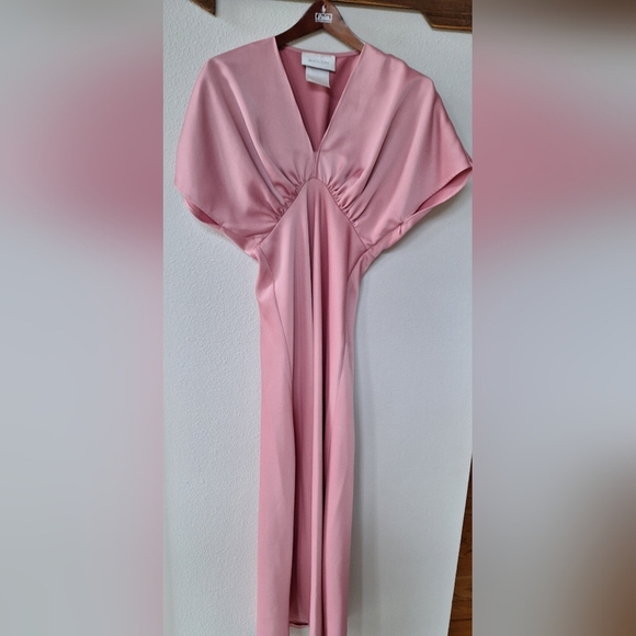 BHLDN Leila Deep V Flutter Sleeve Satin Blush Dress Womens Size 4 - Picture 1 of 11